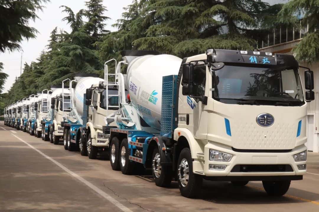 中集車(chē)輛新能源攪拌車(chē)，硬核助力西南地區(qū)重點(diǎn)工程建設(shè)