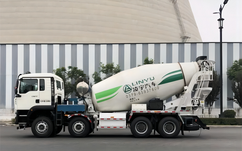 TA是大勢(shì)所趨？電驅(qū)橋攪拌車的優(yōu)勢(shì)特點(diǎn)還未落幕！