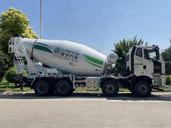 【發(fā)車(chē)新聞】解放&凌宇一體化攪拌車(chē)交付客戶(hù)！