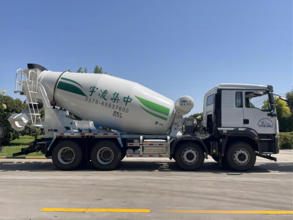 【發(fā)車(chē)新聞】陜汽&凌宇攪拌車(chē)跨越萬(wàn)里，南下交付