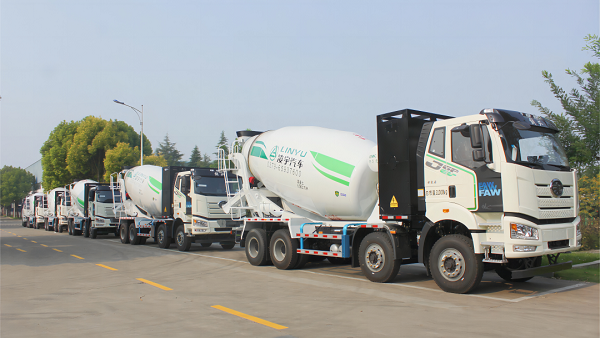 【重卡新聞】12月重卡銷5萬輛，2023年全年重卡銷量成績新鮮出爐！